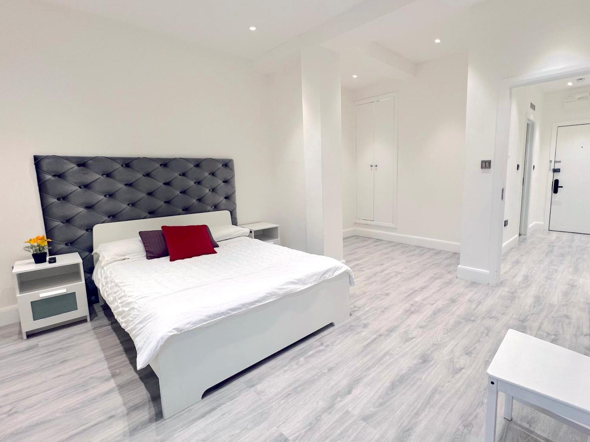 Harrow Apartments Londen Buitenkant foto