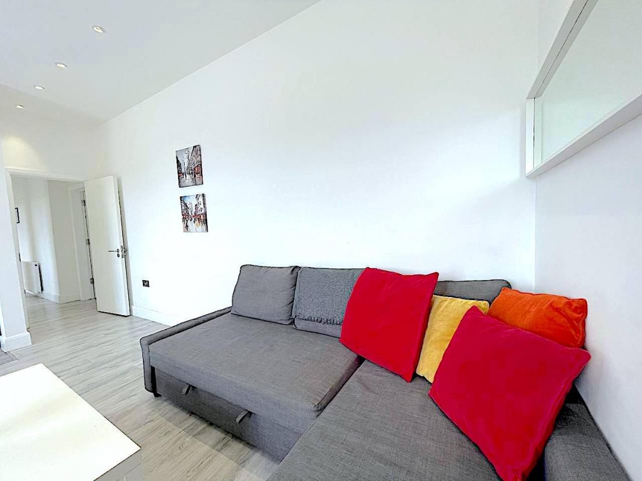 Harrow Apartments Londen Buitenkant foto