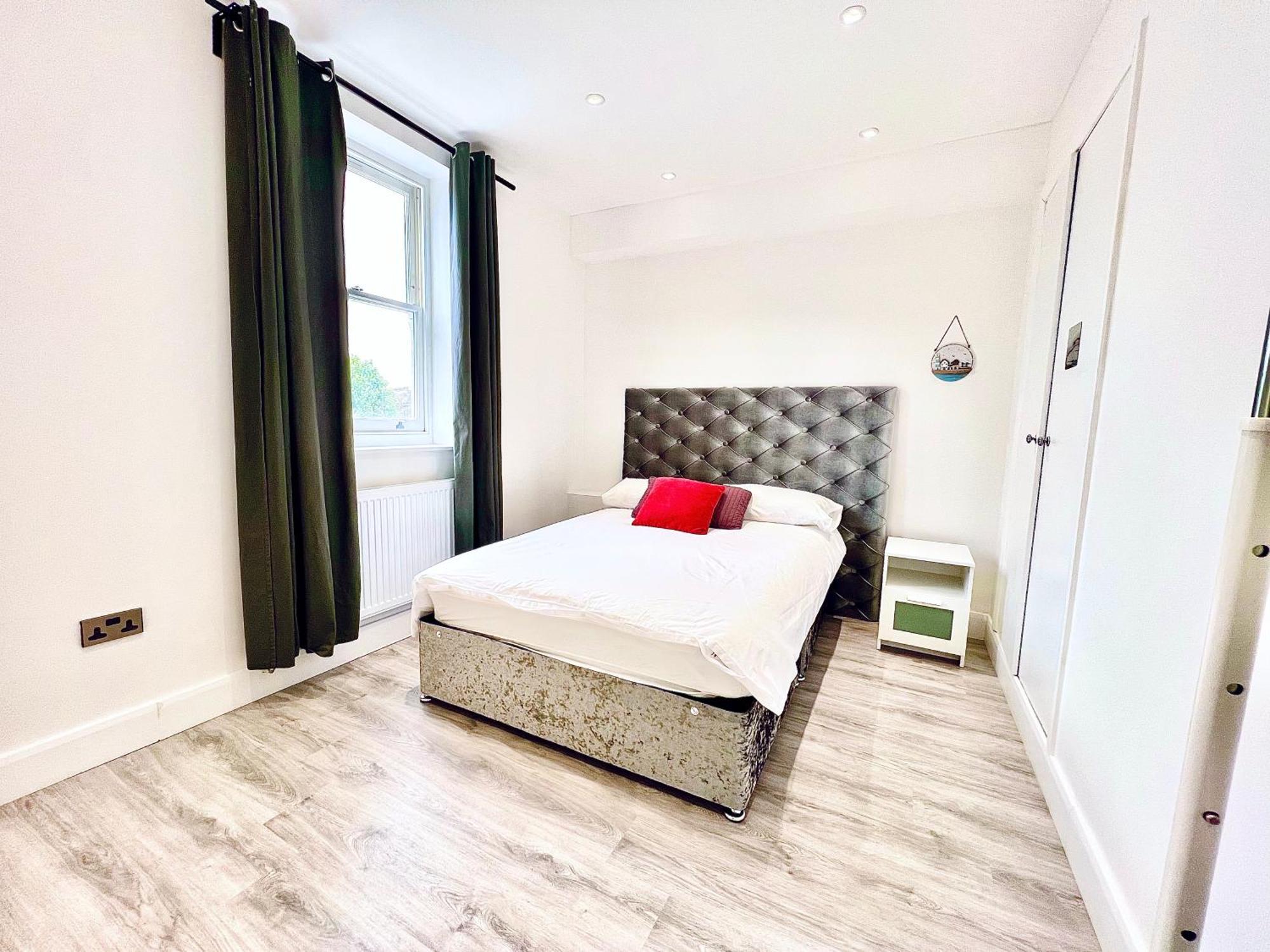 Harrow Apartments Londen Buitenkant foto